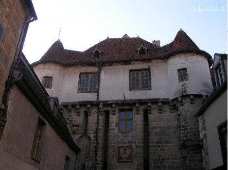 Exceptionnel Porte fortifiée Monument Historique Classé 15-17ème — photo 9