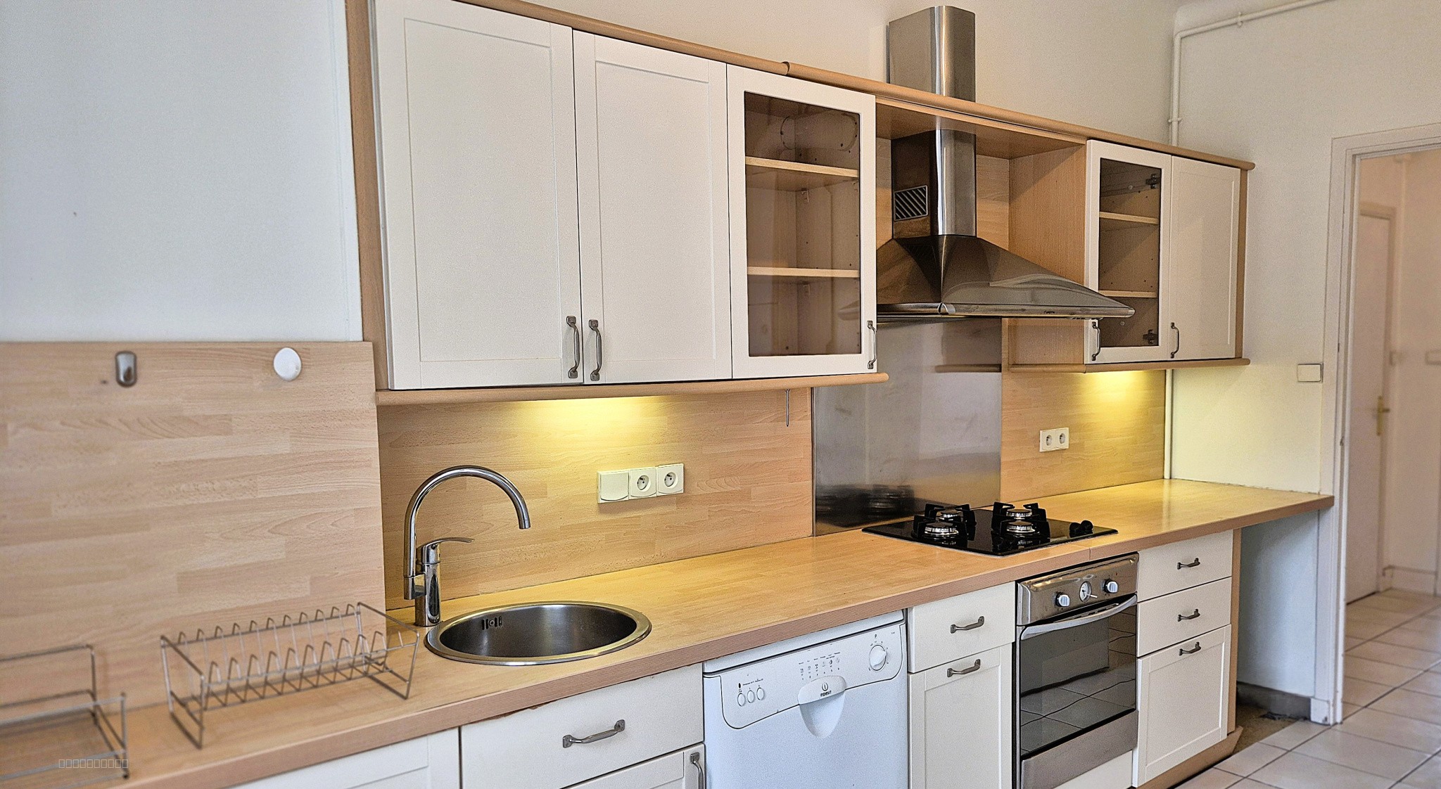 Appartement à vendre à Grenoble, 570 m², 3 pièces – photo 2 sur 9