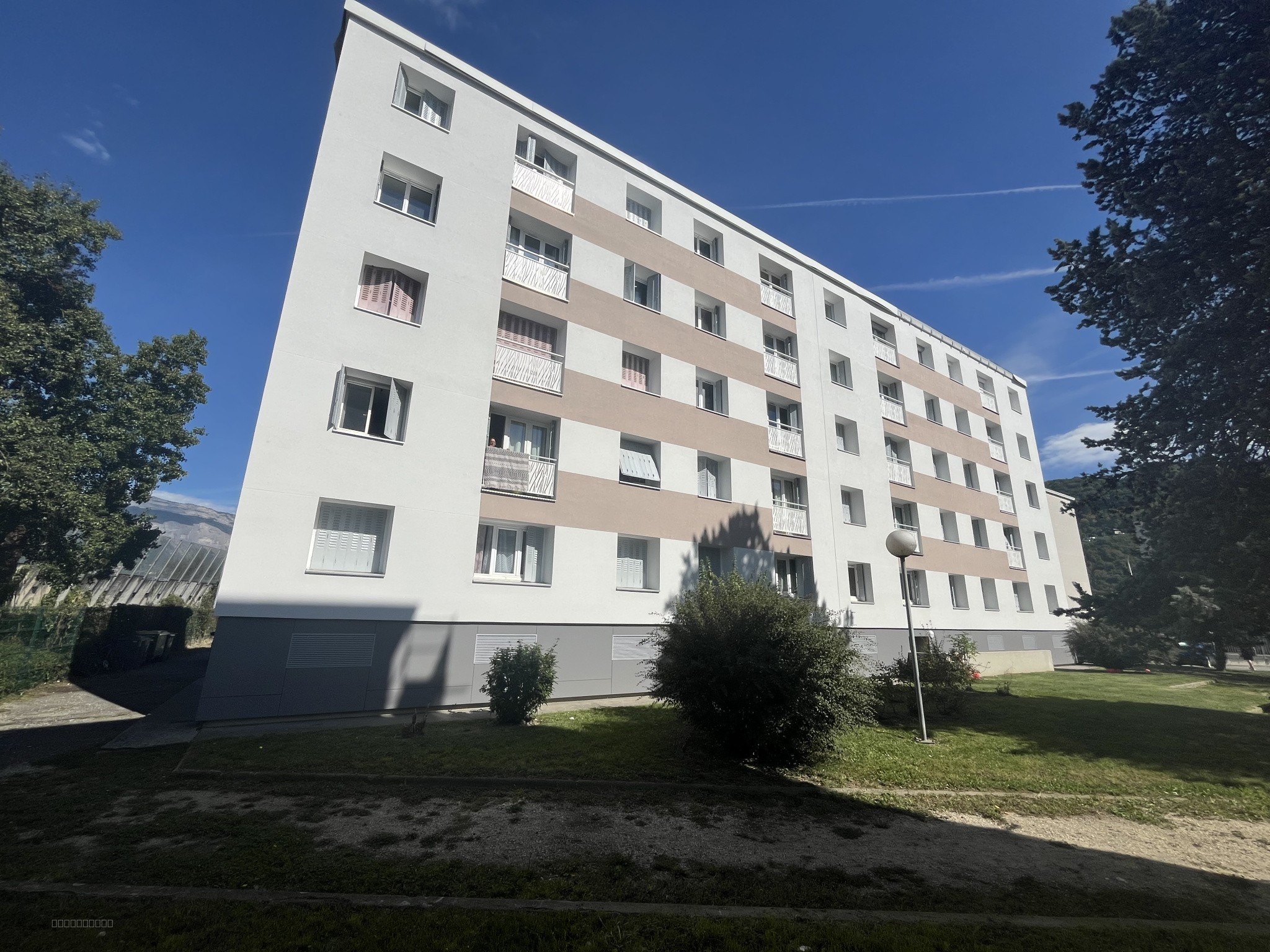 Exclusivité - SAINT MARTIN D'HERES T3 RUE de MALFANGEAT — photo 20