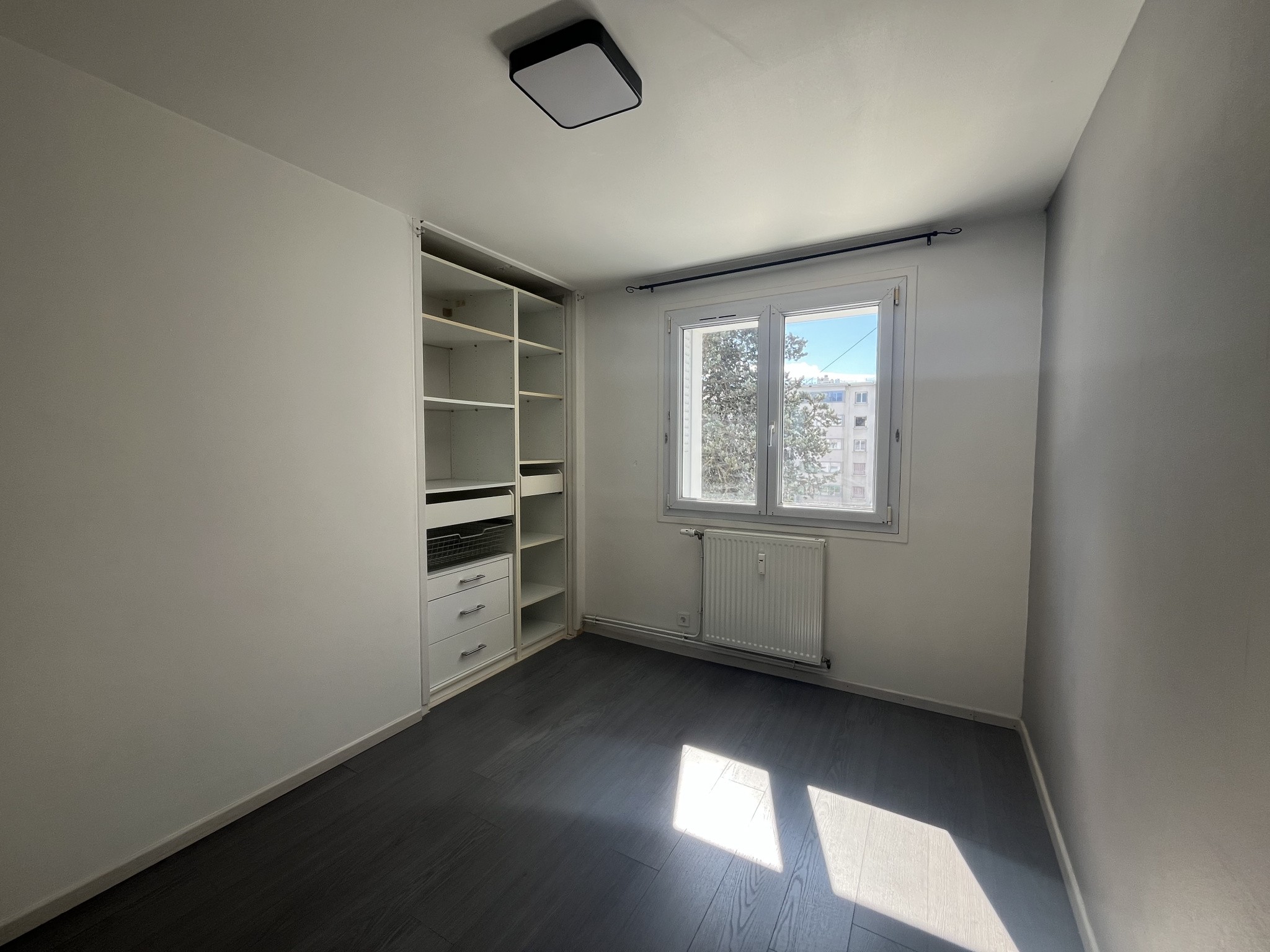 Exclusivité - SAINT MARTIN D'HERES T3 RUE de MALFANGEAT — photo 12
