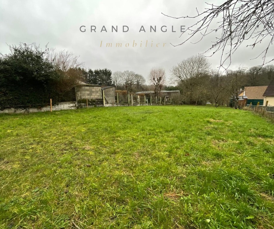 Bien immobilier à vendre à Gesnes le gandelin, 1 036 m² – photo 1 sur 3