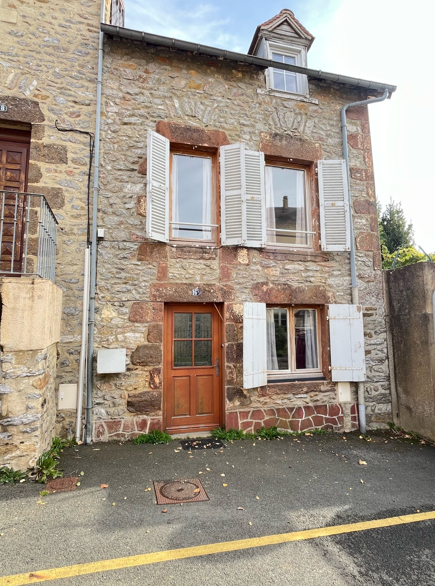 Maison à vendre à Fresnay sur sarthe, 64 m², 4 pièces – photo 1 sur 9