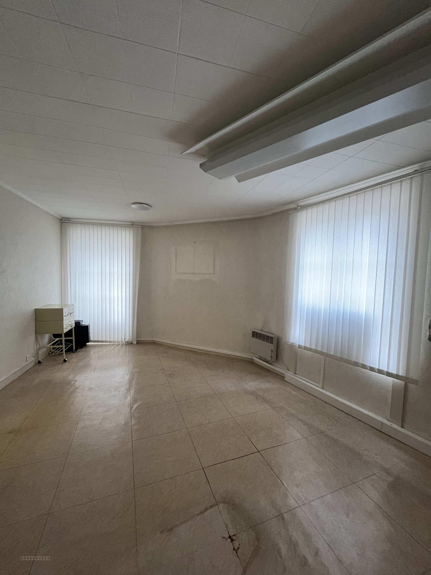 Immeuble à vendre à St pierre des nids, 145 m² – photo 2 sur 7