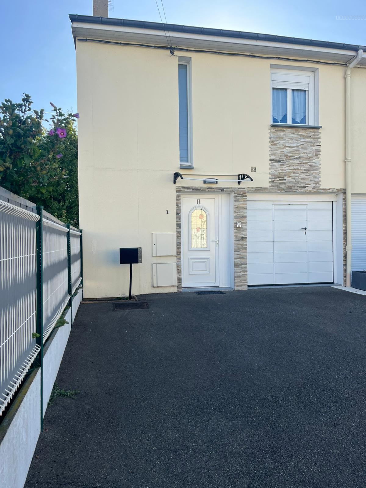 Maison à vendre à Coulaines, 83 m², 4 pièces – photo 1 sur 16