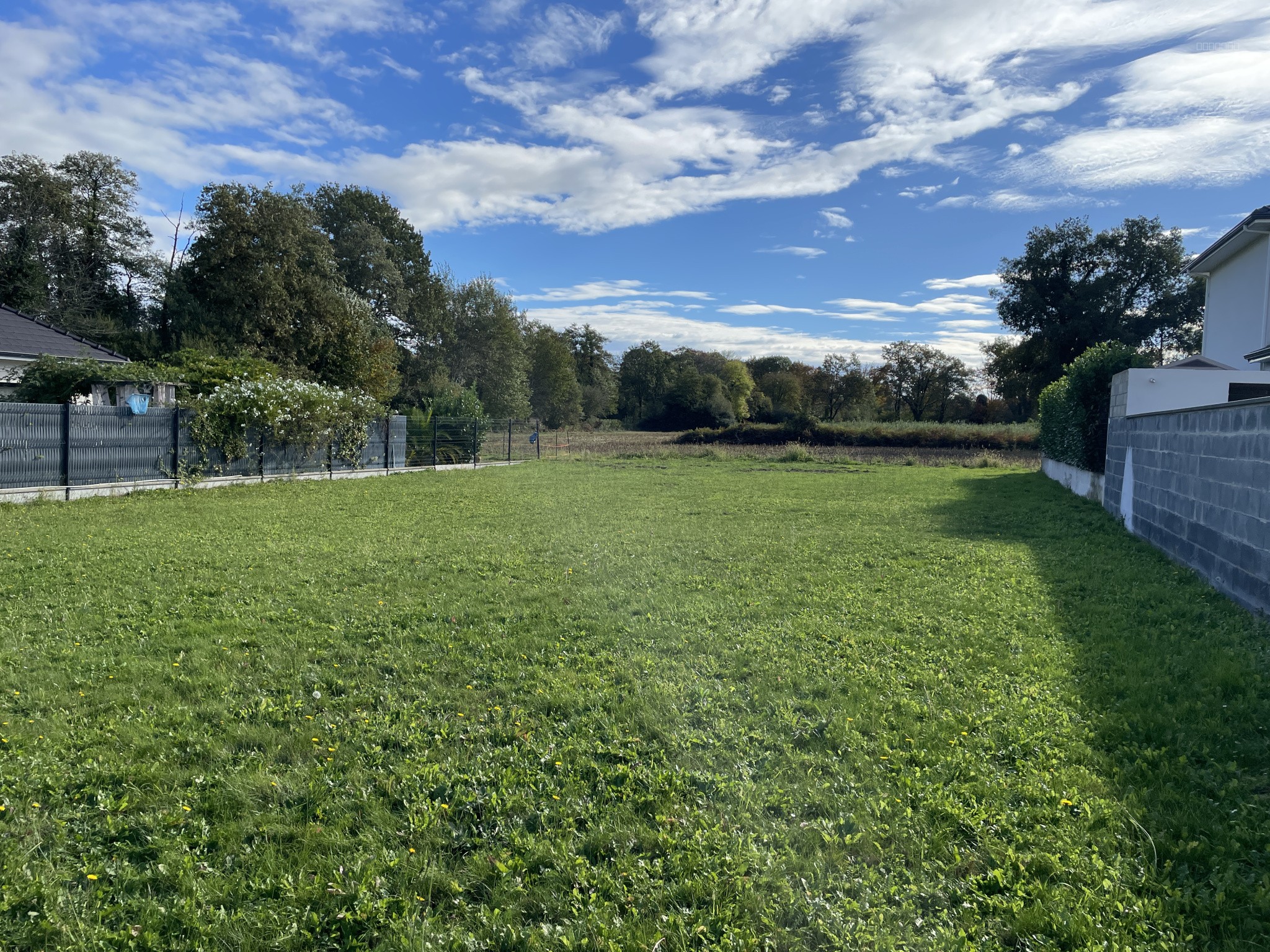 Bien immobilier à vendre à Idron, 823 m² – photo 1 sur 1