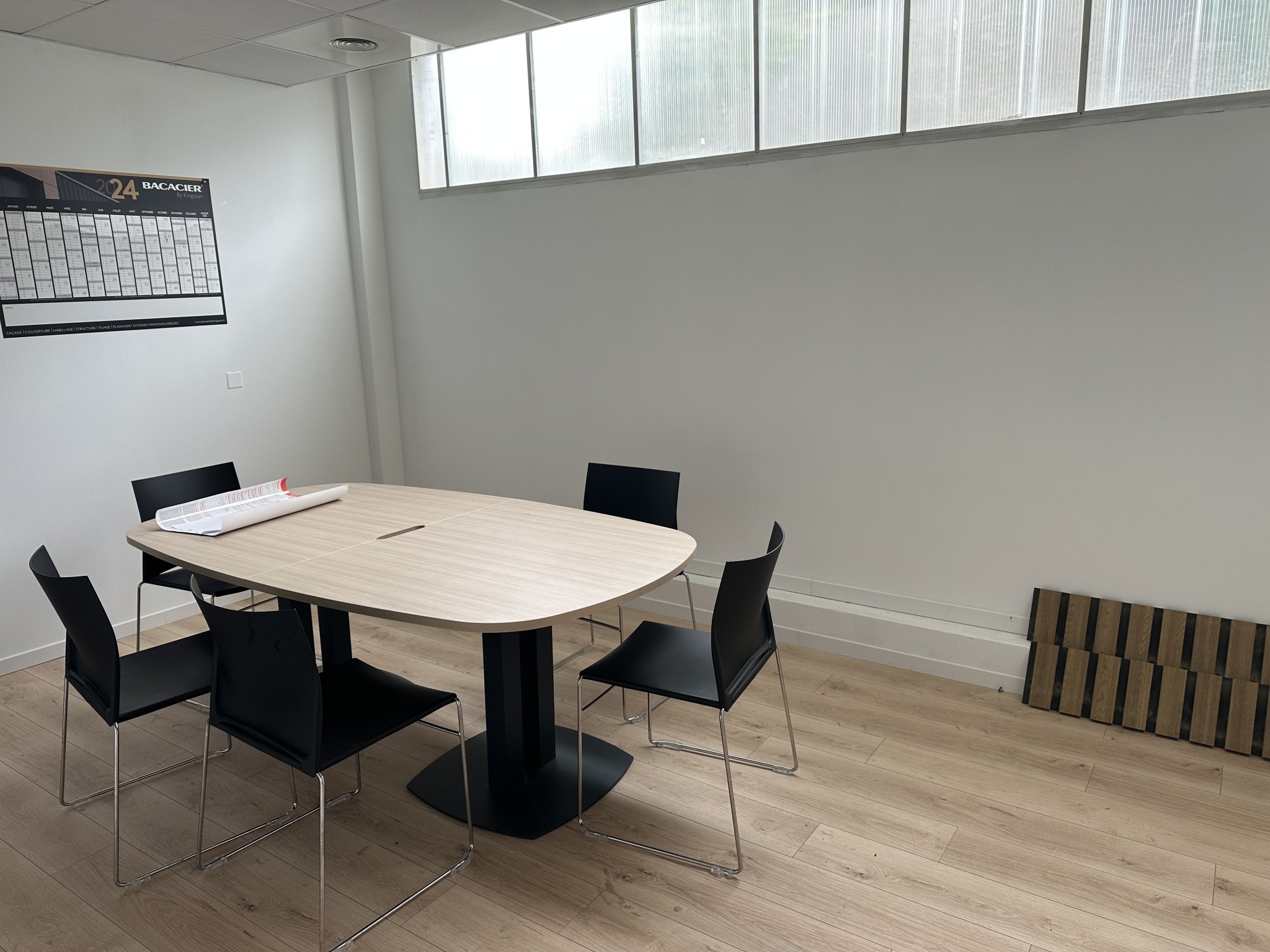 Local commercial à vendre à Montardon, 113 m², 4 pièces – photo 1 sur 6