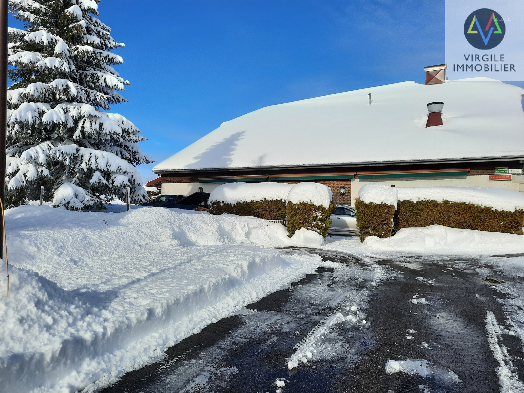 Fonds de commerce à vendre à Rochejean, 210 m² – photo 1 sur 20