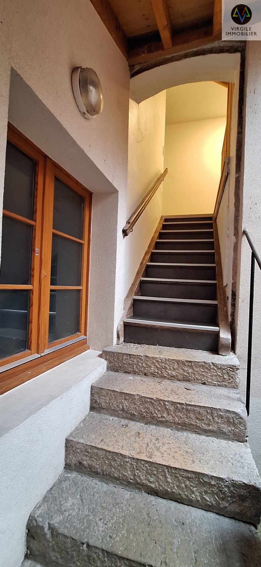 Appartement à vendre à Pontarlier, 74,49 m², 3 pièces – photo 2 sur 9