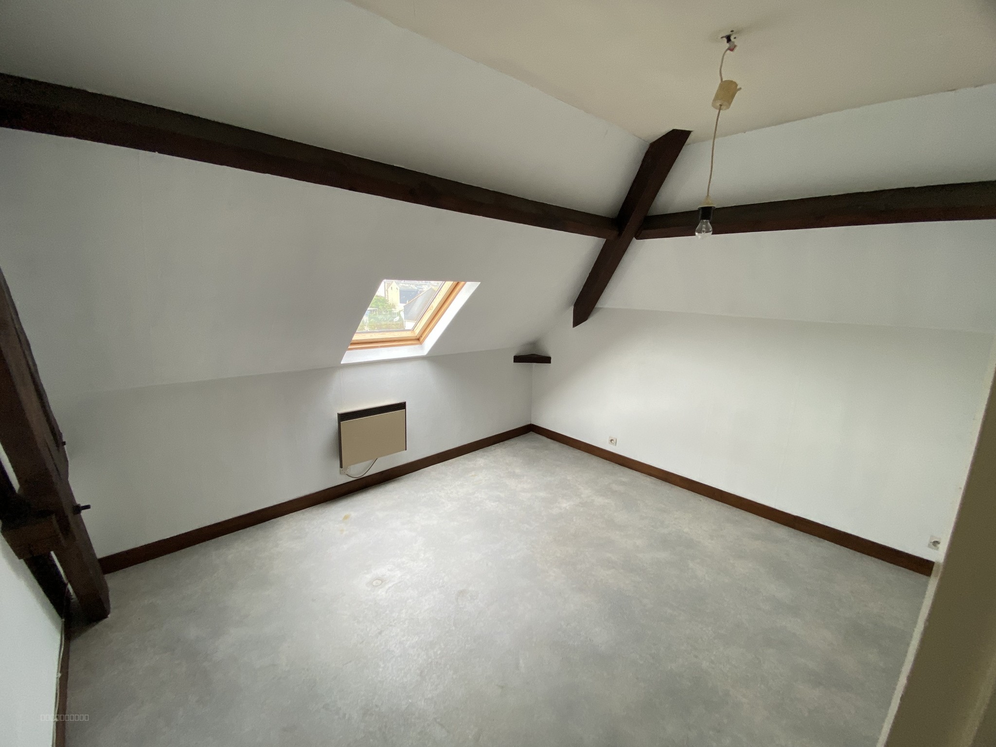 Appartement T2 de 37.8 m2 situé au 3ème et dernier étage d'un immeuble comprenant 8 lots à FECAMP — photo 4