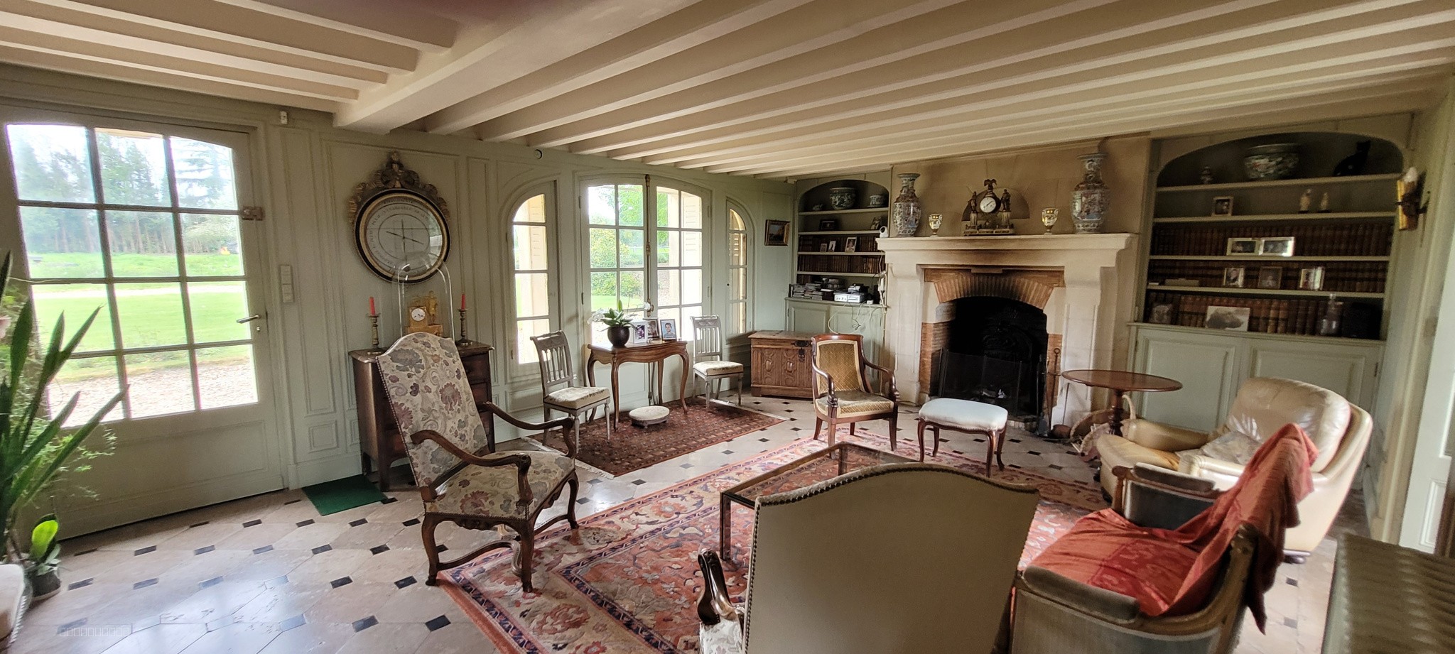 Château de 320 m2 sur parcelle de 35 000 m2 + deux maisons de 115 m2 et 90 m2 à réhabiliter proche ROUEN — photo 14