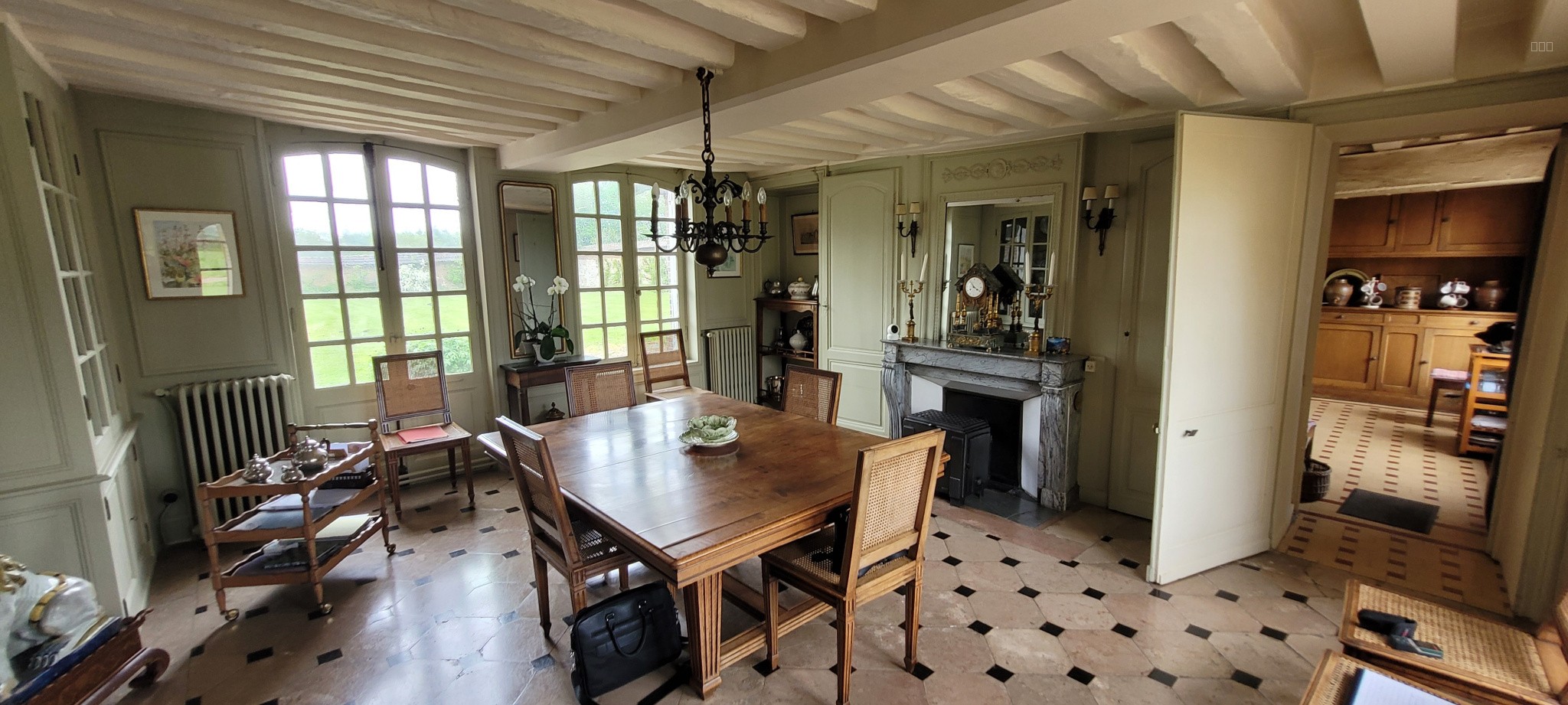 Château de 320 m2 sur parcelle de 35 000 m2 + deux maisons de 115 m2 et 90 m2 à réhabiliter proche ROUEN — photo 5