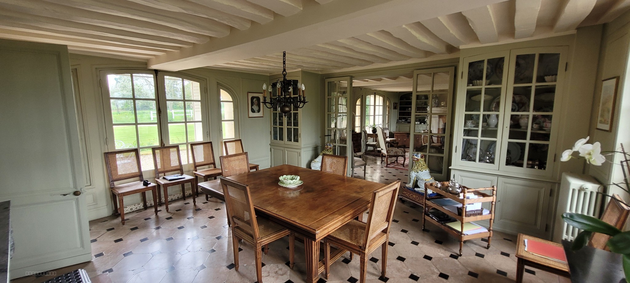 Château de 320 m2 sur parcelle de 35 000 m2 + deux maisons de 115 m2 et 90 m2 à réhabiliter proche ROUEN — photo 8