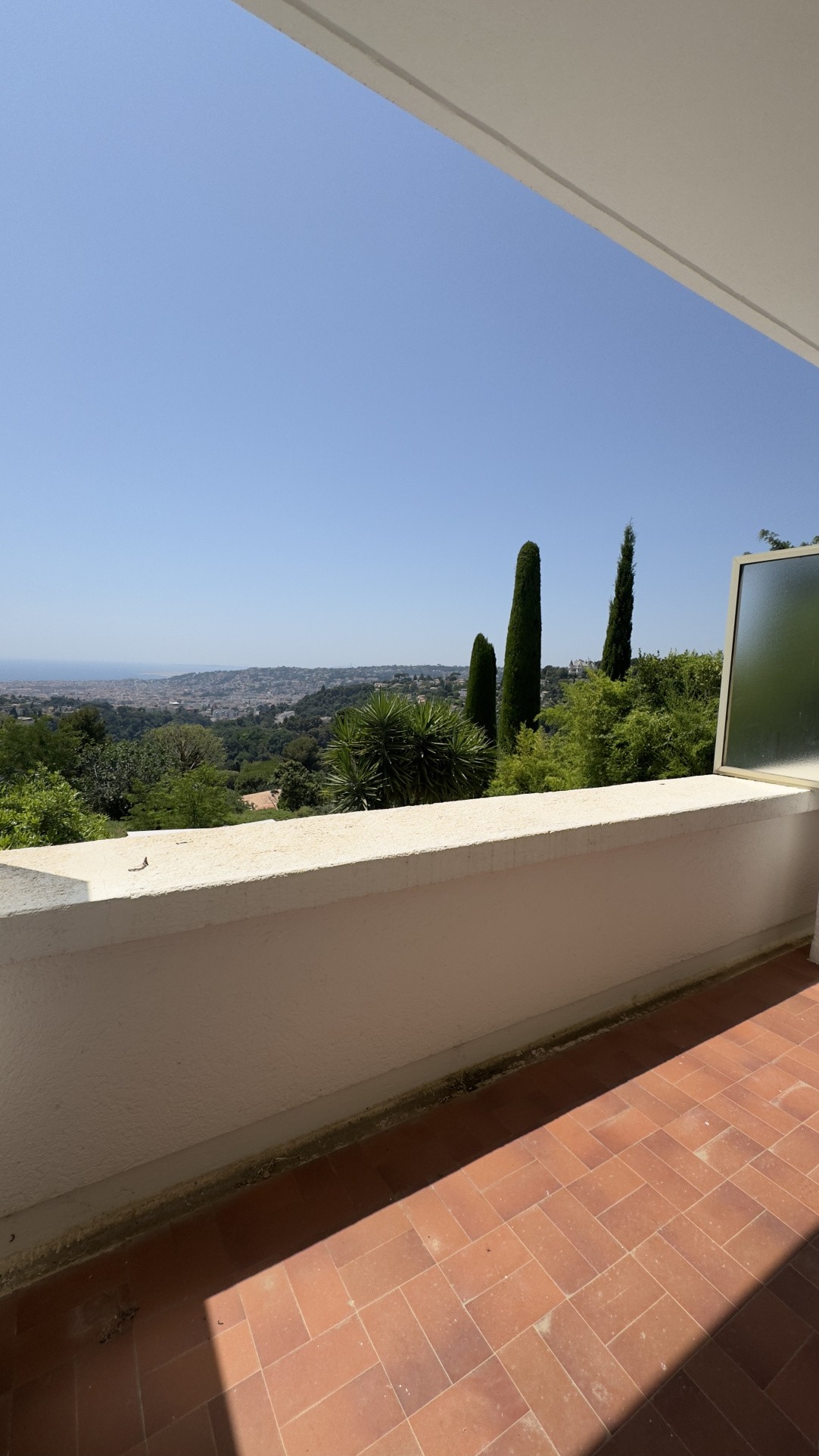 À vendre Studio vue Mer à Nice avec terrasse vue mer et piscine - Avenue de RIMIEZ — photo 10