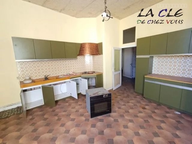 Immeuble à vendre à Coulonges sur l autize, 20 m², 12 pièces – photo 3 sur 6