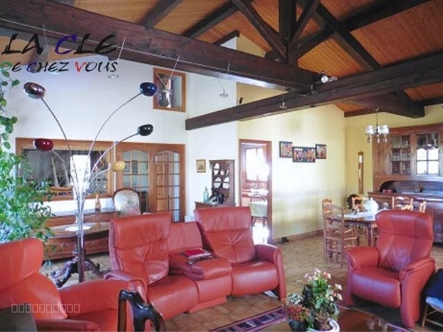 Maison à vendre à Faymoreau, 152 m², 12 pièces – photo 2 sur 6