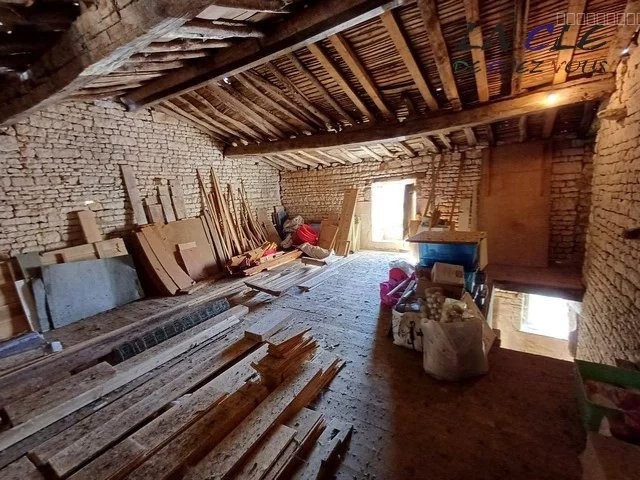 Maison à vendre à Villiers en plaine, 320 m², 3 pièces – photo 3 sur 6