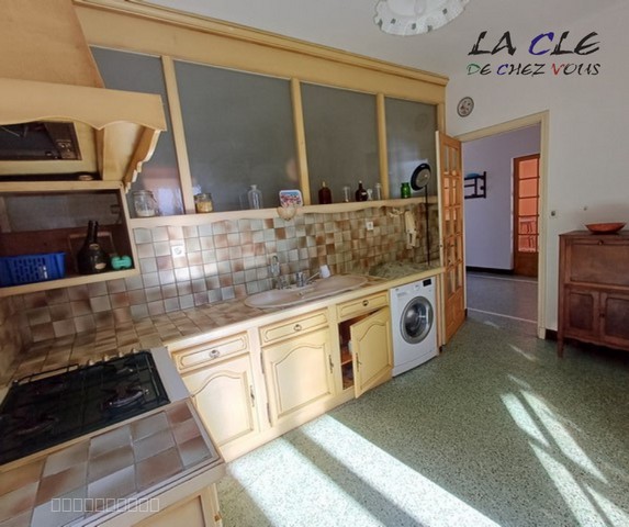Maison à vendre à Coulonges sur l autize, 1 010 m², 7 pièces – photo 2 sur 6