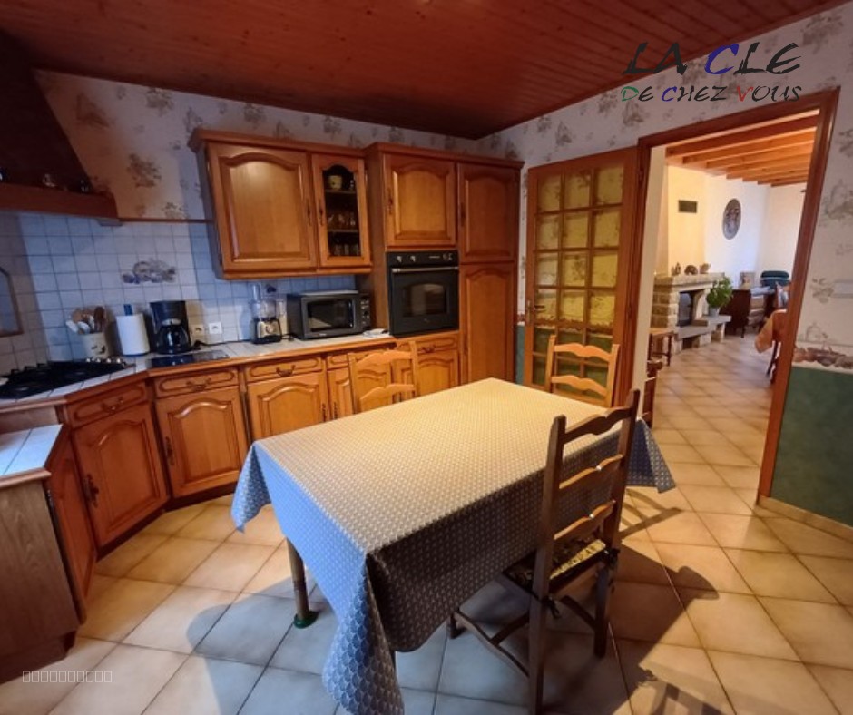 Maison à vendre à L absie, 423 m², 6 pièces – photo 2 sur 6