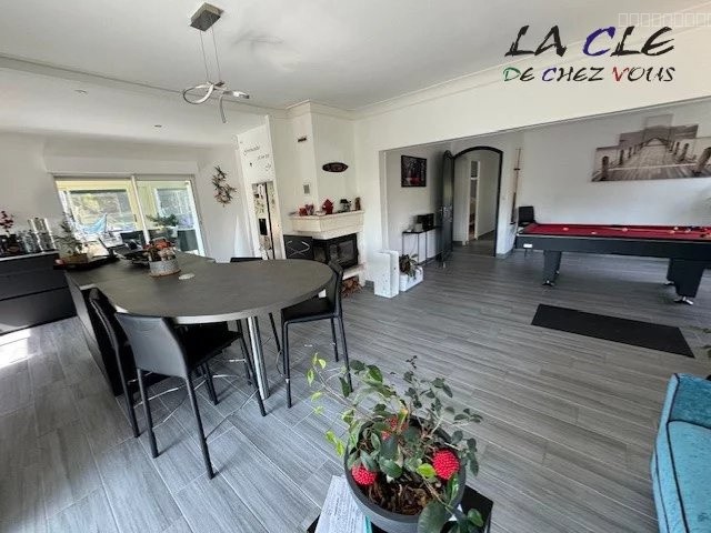 Maison à vendre à Benet, 17 m², 10 pièces – photo 3 sur 6