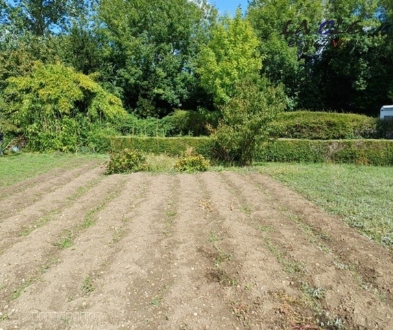 Terrain à vendre à Coulonges sur l autize, 404 m² – photo 2 sur 2