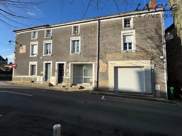 Maison à vendre à Coulonges sur l autize, 57 m², 11 pièces – photo 1 sur 6