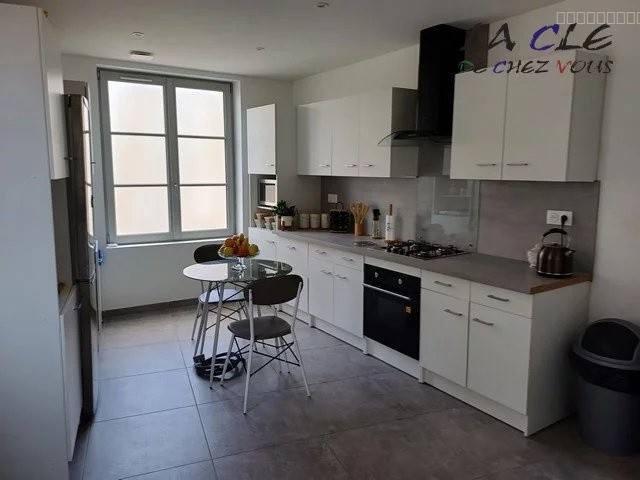 Maison à vendre à Beceleuf, 198 m², 7 pièces – photo 3 sur 6