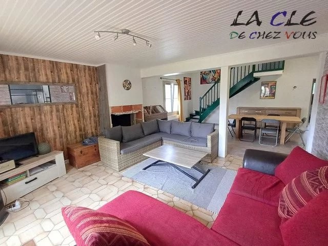 Maison à vendre à Coulonges sur l autize, 254 m², 5 pièces – photo 2 sur 6