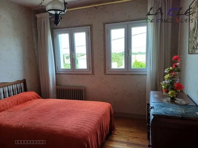 PAVILLON SUR SOUS-SOL — photo 4