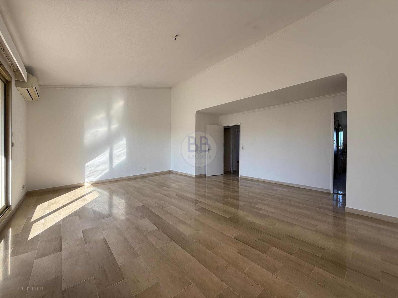 Appartement à vendre à St raphael, 96 m², 4 pièces – photo 2 sur 12