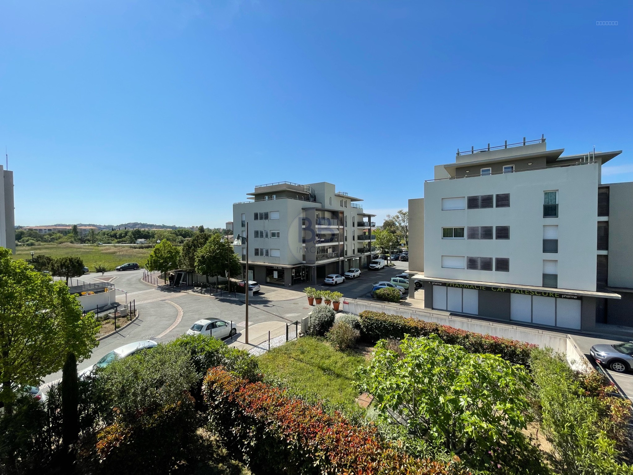 A VENDRE FREJUS LIMITE ST RAPHAEL 3 PIECES TERRASSE 22 M2 GARAGE — photo 5