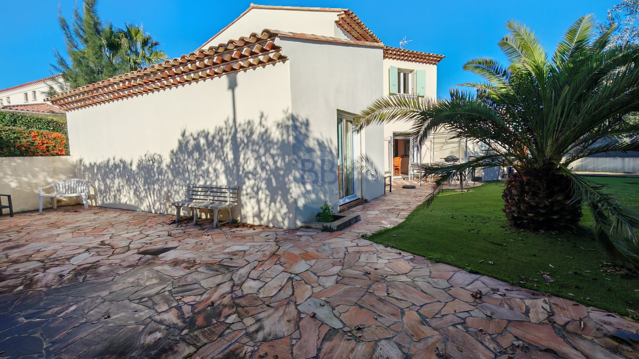 MAISON 6 PIECES 163M2 - SAINT RAPHAEL — photo 5