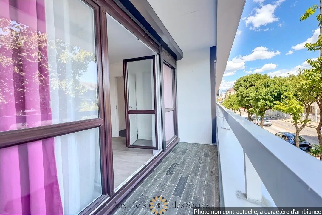 Appartement à vendre à Reims, 25,85 m², 4 pièces – photo 1 sur 12
