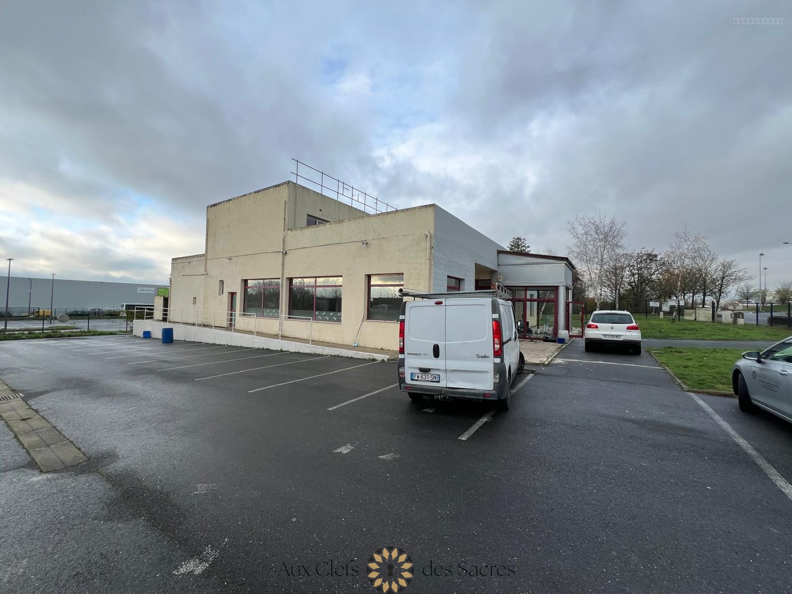 Bien immobilier à vendre à Reims, 322 m² – photo 3 sur 14