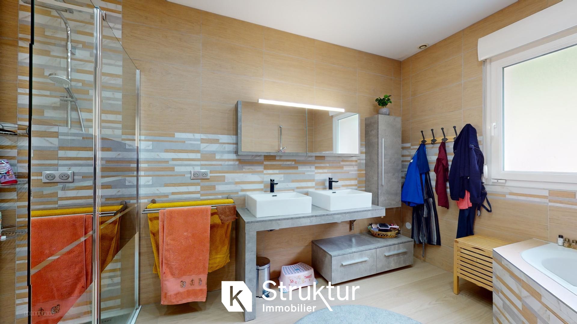 MAISON F7 + APPARTEMENT — photo 8