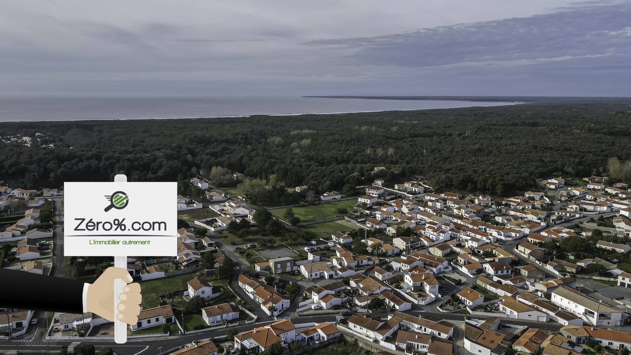 Terrain à vendre à La tranche sur mer, 957 m² – photo 2 sur 4