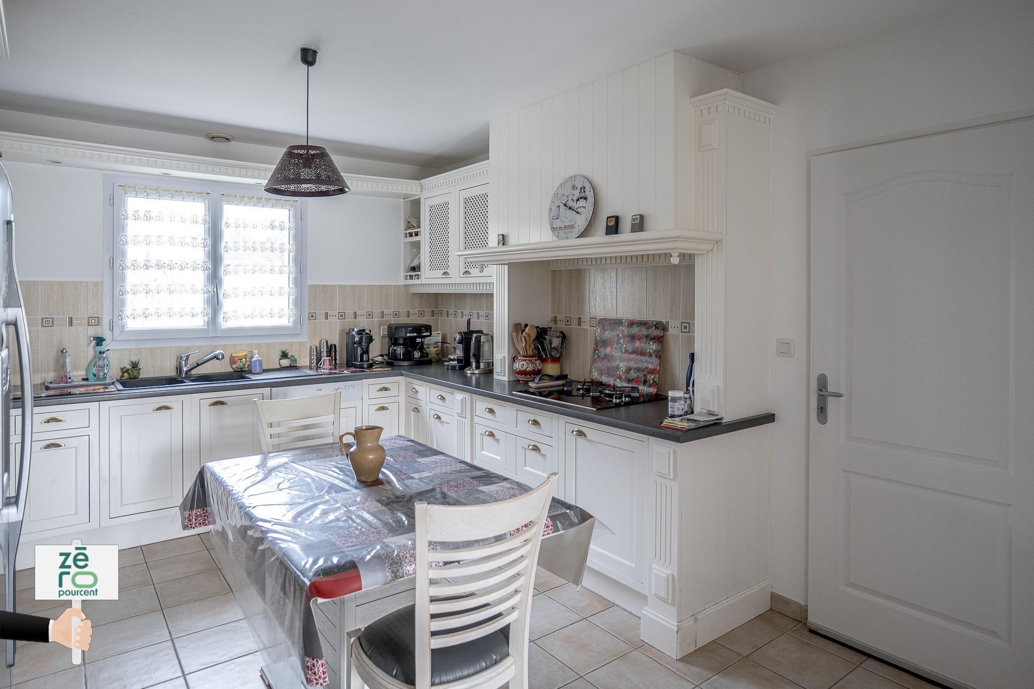 Maison de 7 pièces de 233 m2 sur un terrain de 2280 m2 à Châteauneuf — photo 6