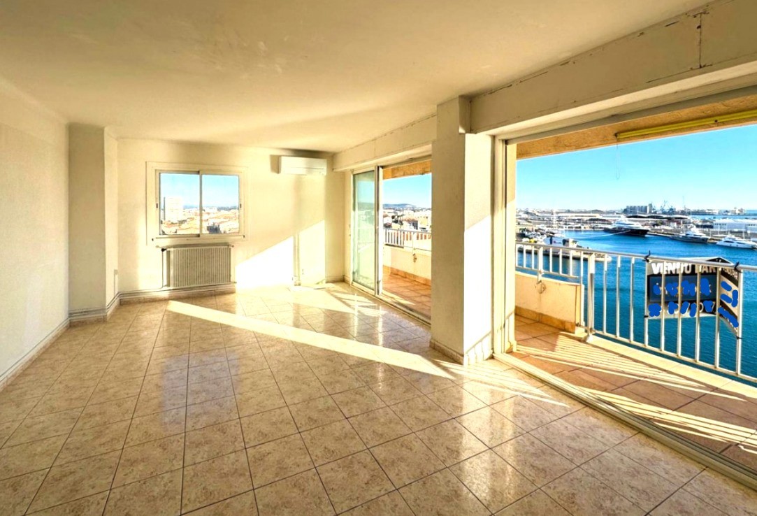 APPARTEMENT T3,VUES PANORAMIQUES, SETE (34) — photo 4