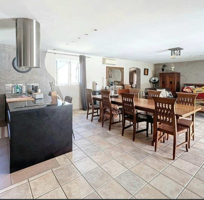 Villa à vendre à Vias, 180 m², 6 pièces – photo 2 sur 5