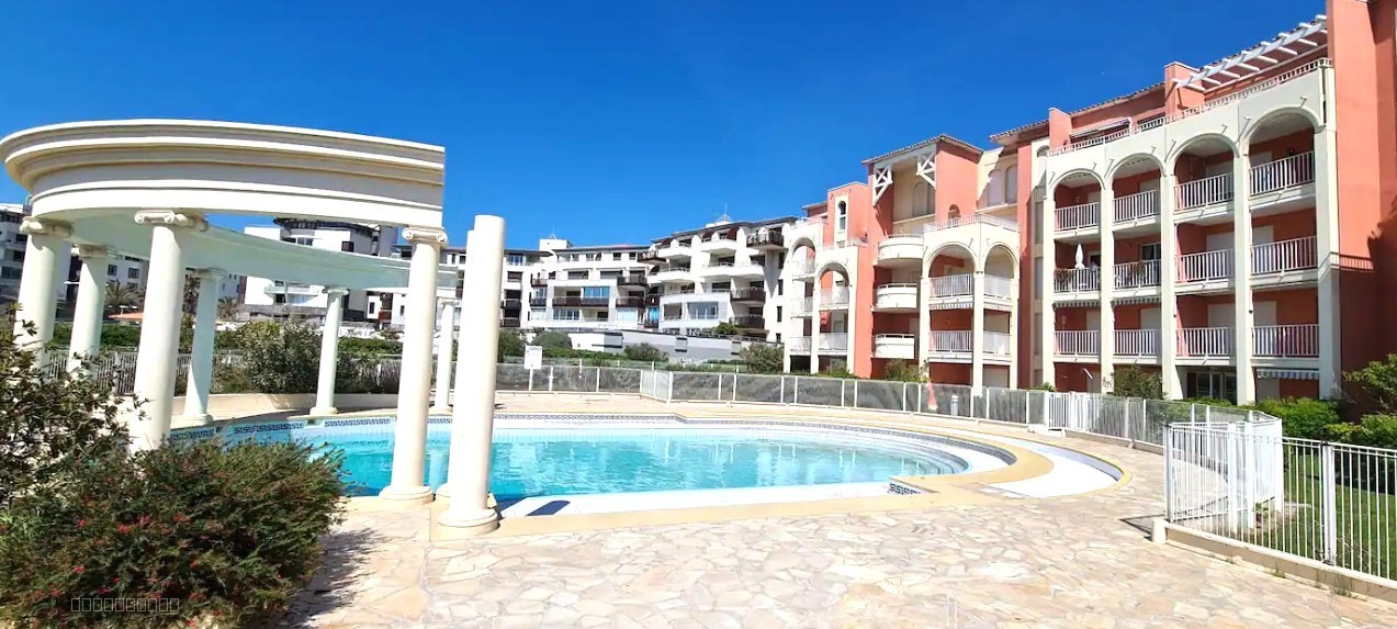 Appartement à vendre à Agde, 40 m², 3 pièces – photo 2 sur 13