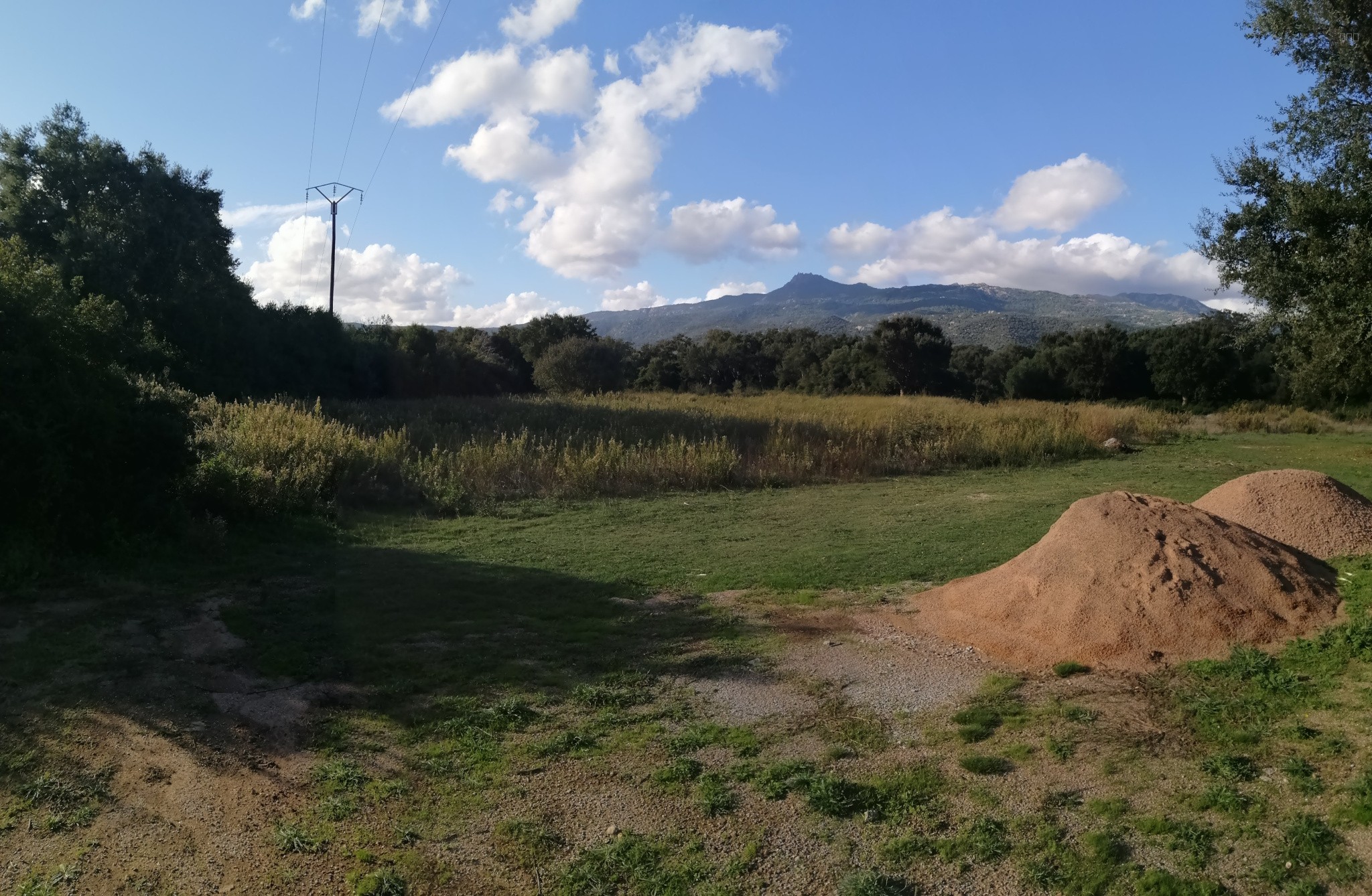 Bien immobilier à vendre à Figari, 12 500 m² – photo 1 sur 1