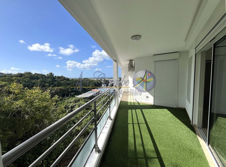 Appartement à vendre à Les abymes, 29,27 m², 3 pièces – photo 1 sur 5