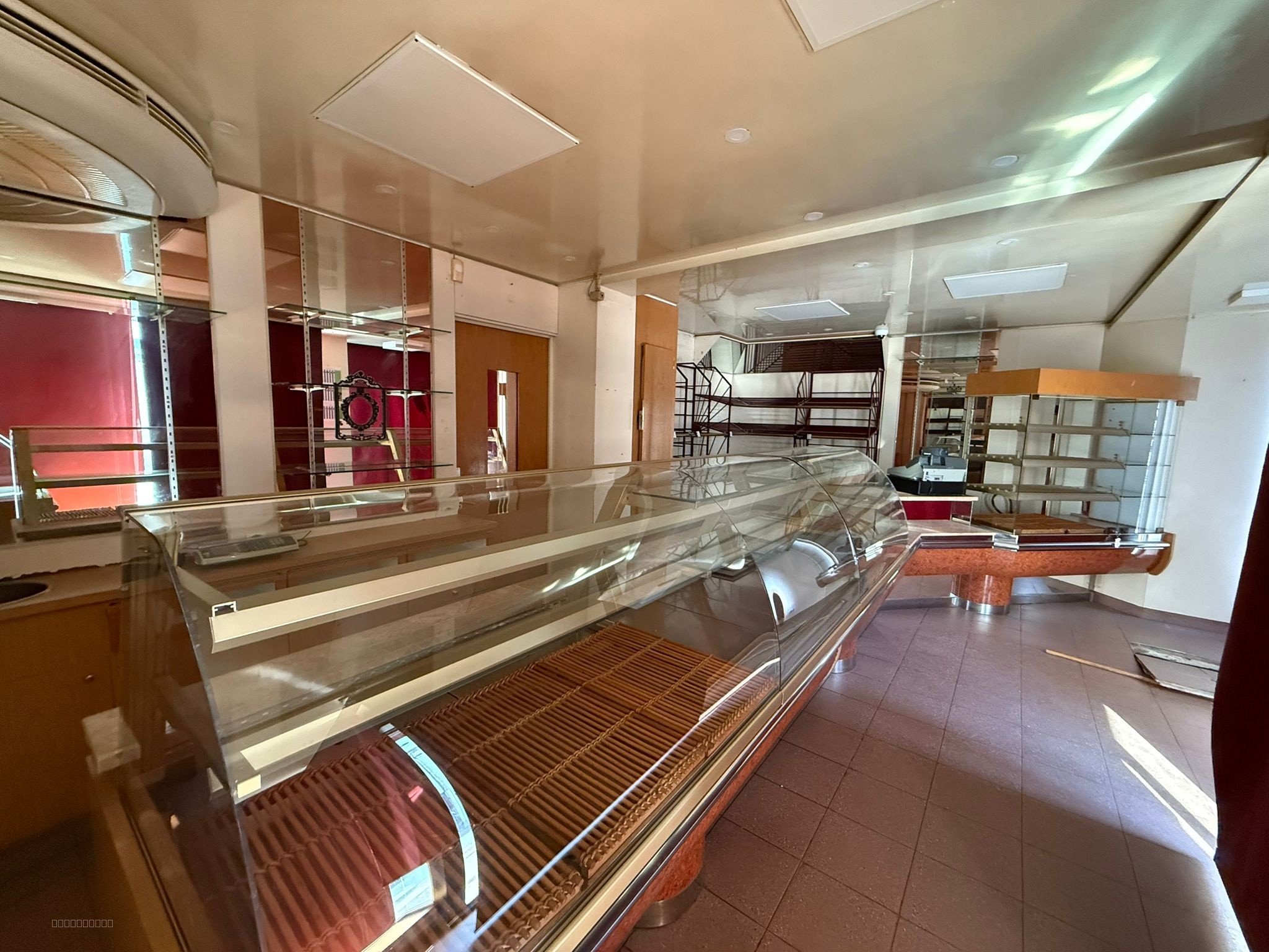 Immeuble à vendre à Etrechy, 48 m² – photo 2 sur 11