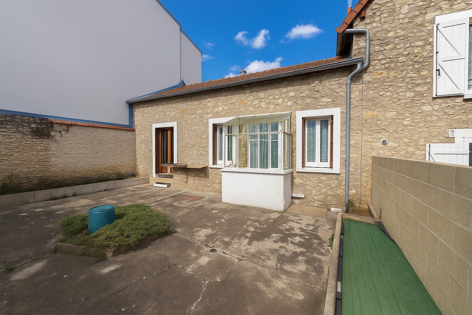 Maison à vendre à Etampes, 100 m², 4 pièces – photo 1 sur 10