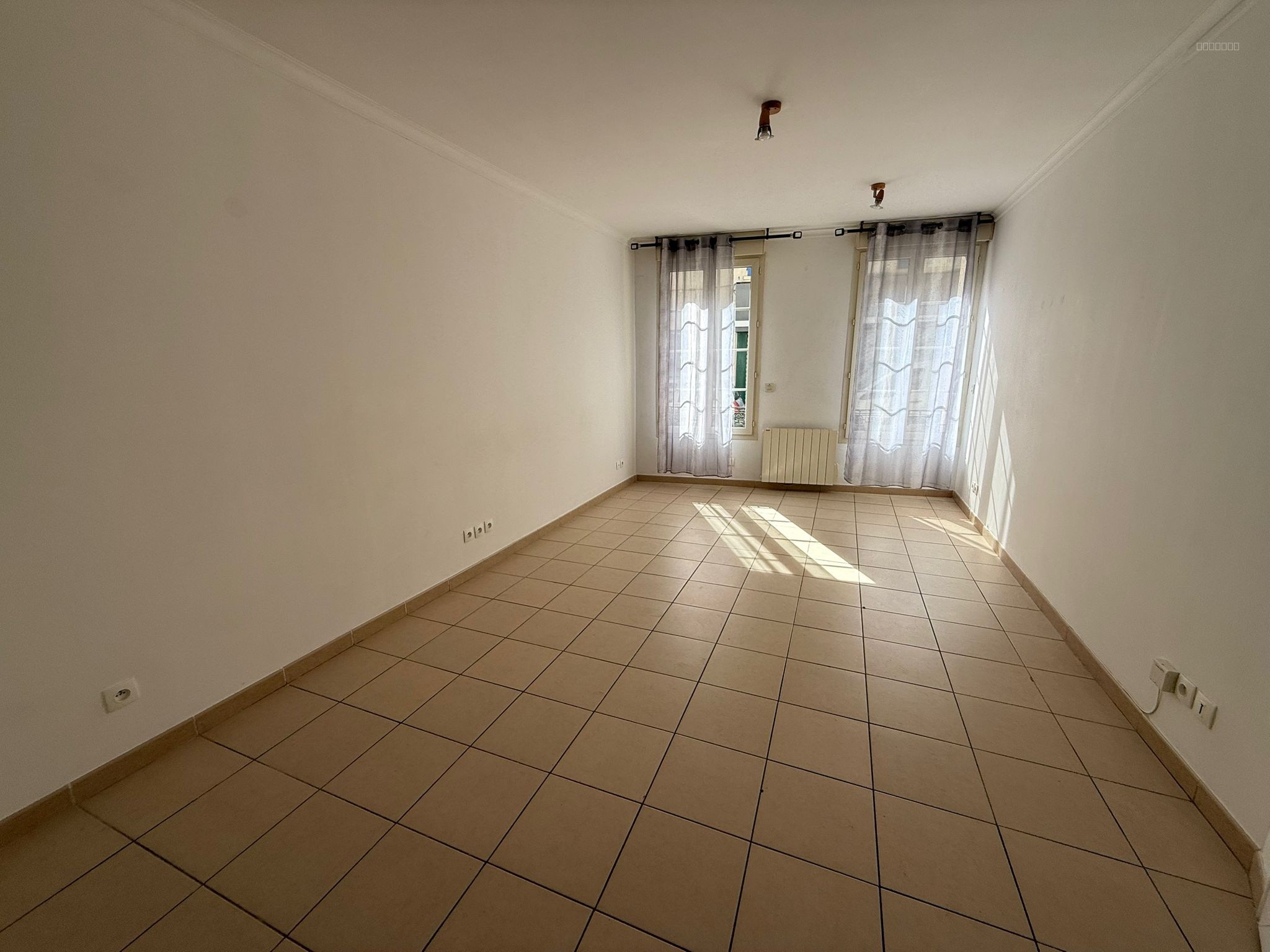Appartement à vendre à Arpajon, 39 m², 2 pièces – photo 1 sur 5