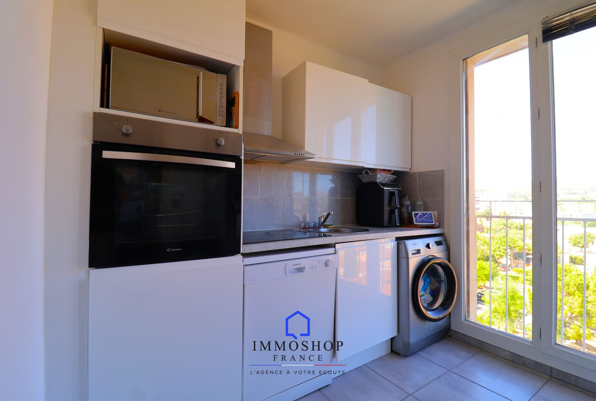 Appartement à vendre à Marseille, 78 m², 5 pièces – photo 3 sur 8
