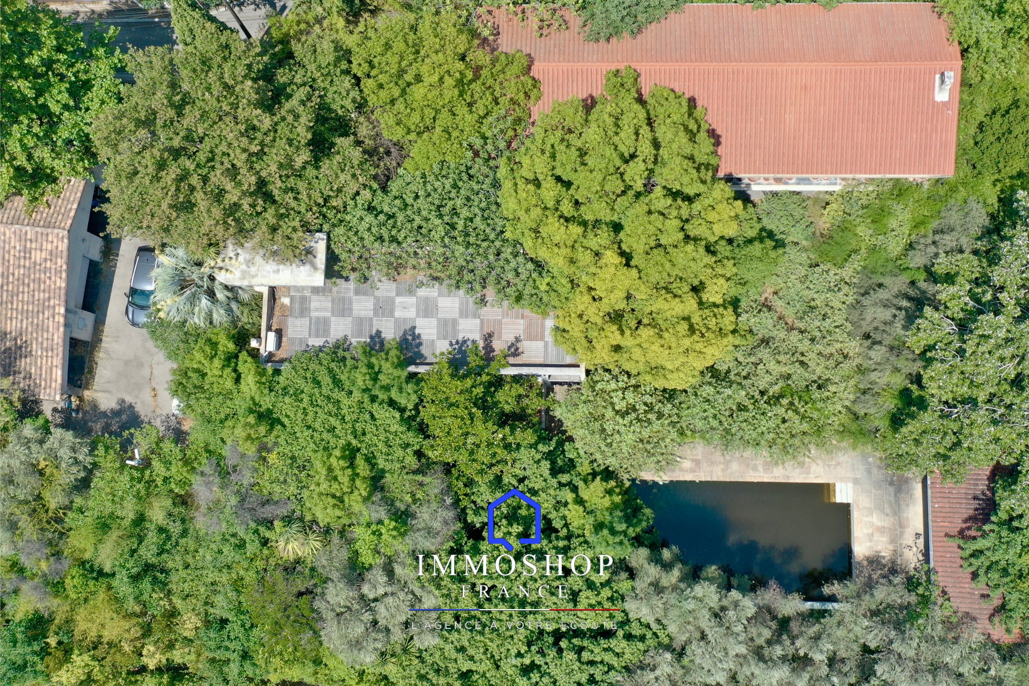 Maison à vendre à Marseille, 250 m², 6 pièces – photo 1 sur 20