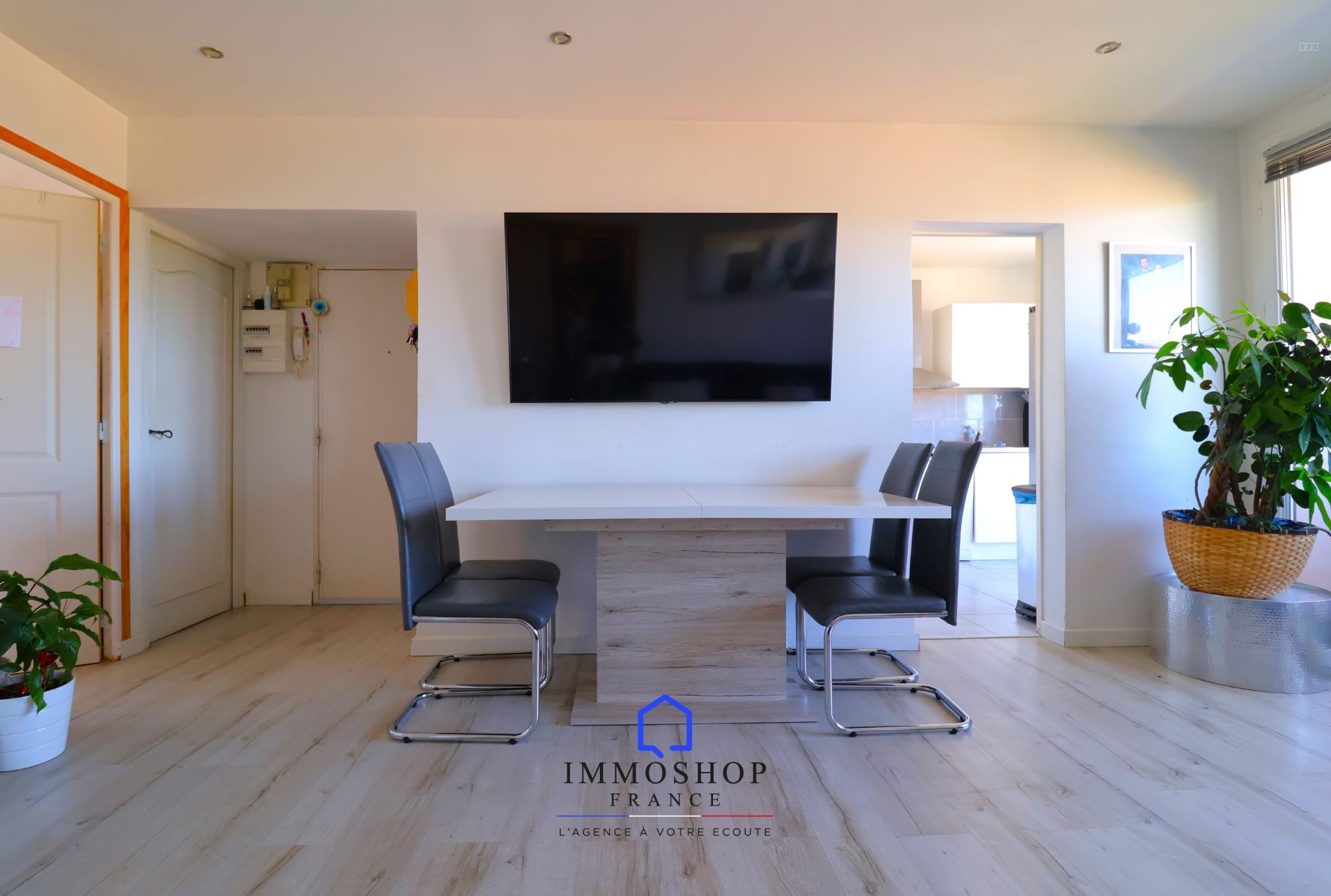 Appartement à vendre à Marseille, 78 m², 5 pièces – photo 1 sur 8