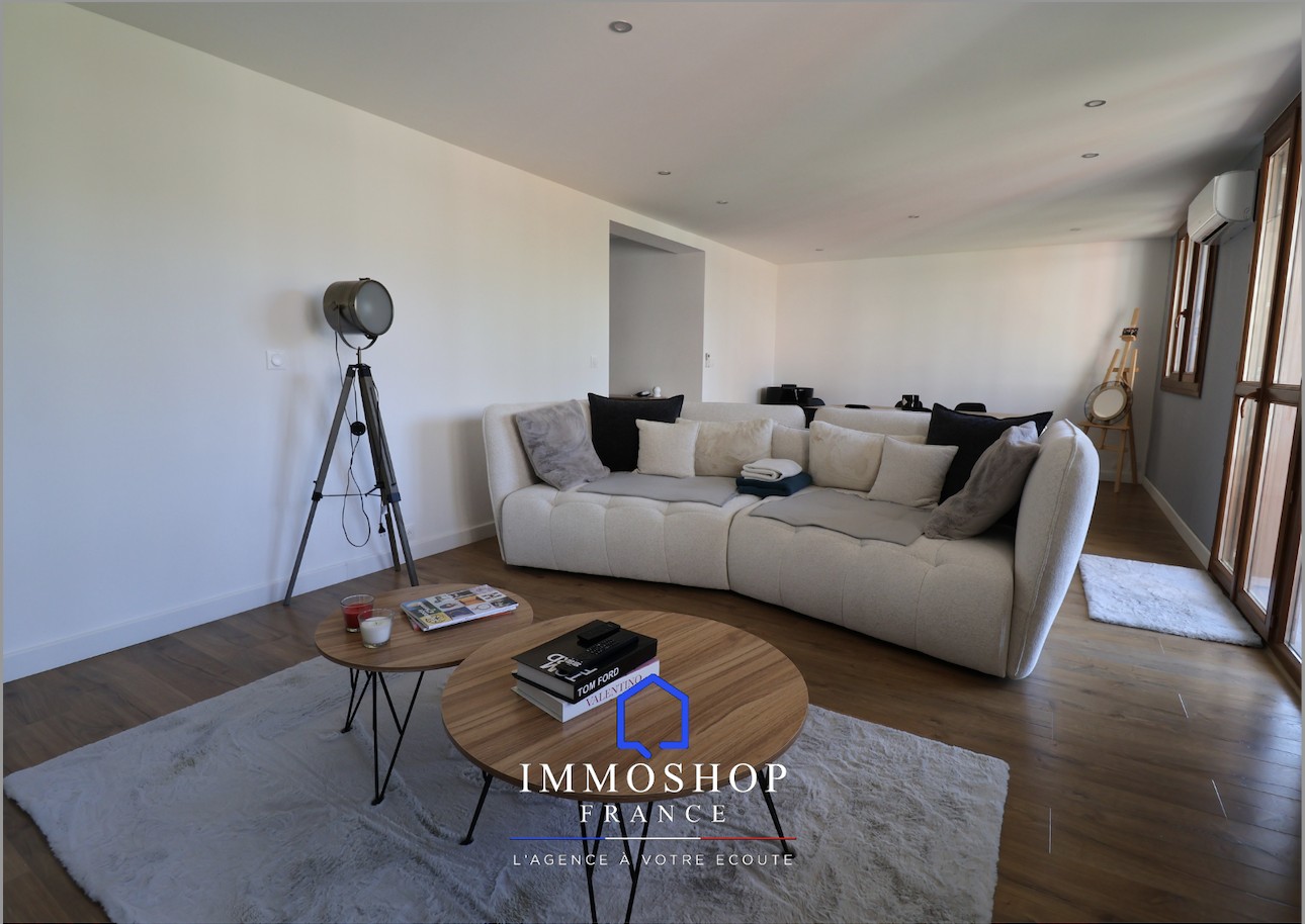 Appartement à vendre à Marseille, 85 m², 3 pièces – photo 1 sur 9