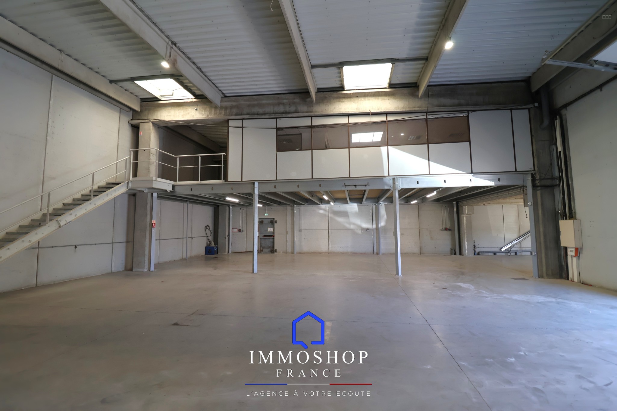 Bien immobilier à vendre à Pertuis, 206 m² – photo 3 sur 14