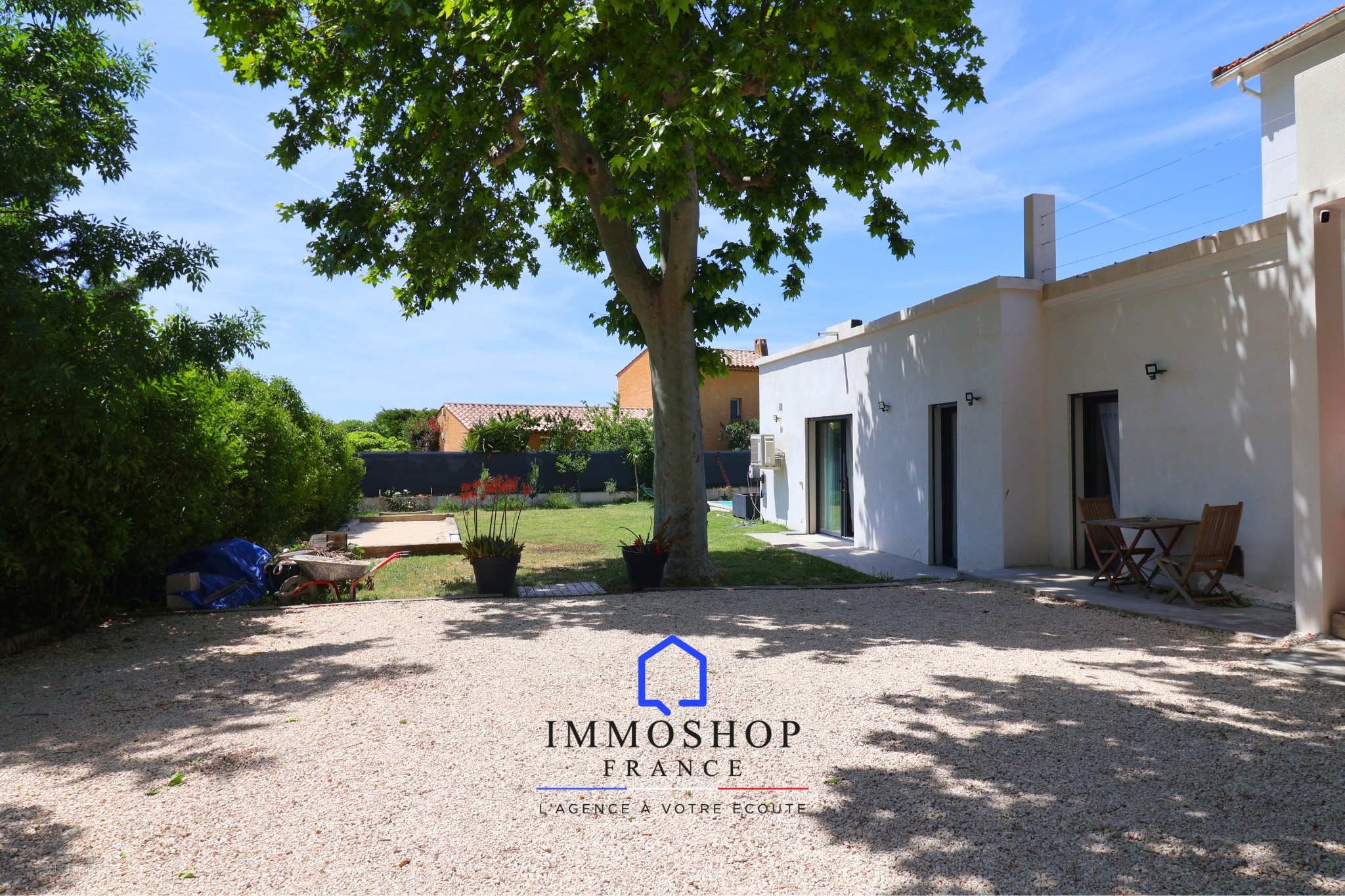 Maison à vendre à Marseille, 233 m², 6 pièces – photo 2 sur 18